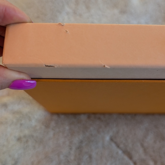 Box - Picture 6 of 7